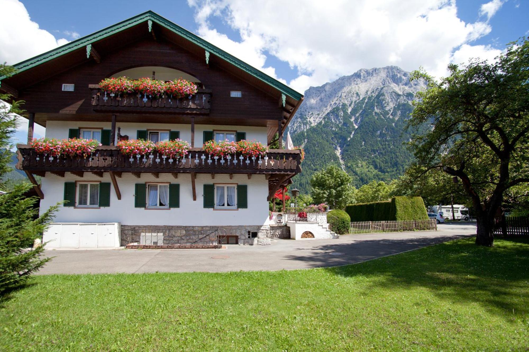 Gaestehaus Sonnenheim Mittenwald Zewnętrze zdjęcie